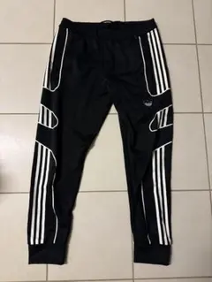 adidas アディダス　ジャージ　下　L