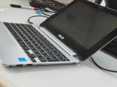 ASUS C100P ノートパソコン 通電のみ確認 本体のみ