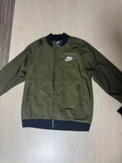 Nike オリーブ ジャンパー Lサイズ