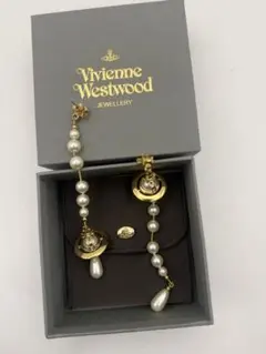 Vivienne Westwood ブロークン パール ピアス