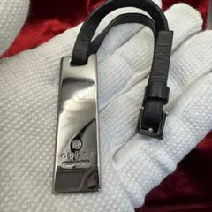 【極美品】GUCCI グッチ バッグチャーム キーホルダー ロゴプレート レザー