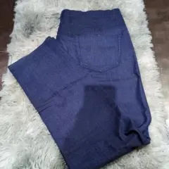 UNIQLOブルー ストレートデニム