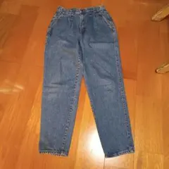 Item thumbnail for item e4773306-3483-4339-81db-4d3046ef8058