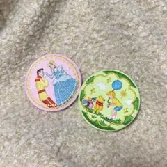 ディズニー刺繍缶バッジ第一弾　シンデレラ　プーさん