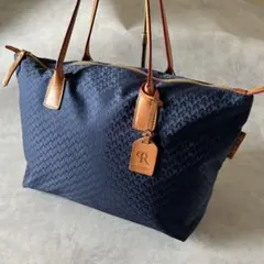 希少色美品ロベルタピエリトートバッグ タタミ ネイビーヌメ革 肩掛けビジネスA4