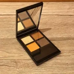 ♥アディクション　ザ　アイシャドウパレット　010