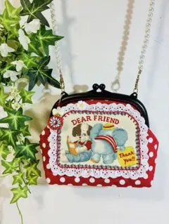 プラがま口ショルダー✩.*メリーボンボン黒✩.*パッチワーク✩.*ハンドメイド