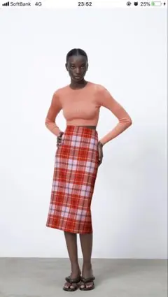 ZARA チェック柄ミディタイトスカート