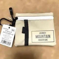 アウトドア　コインパスケース　撥水　ベージュ　カラビナ付き