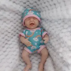 最終‼︎お値下げ⭐︎リボーンドール.フルシリコン.泣き顔の女の子 おまけつき 最終値下げ⭐︎リボーンドール.フルシリコン.泣き顔の女の子 おまけ