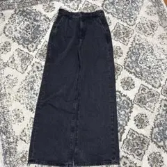 GU JEANS ブラックデニムパンツGU デニムタックトラウザー　グレー　XSのサムネイル