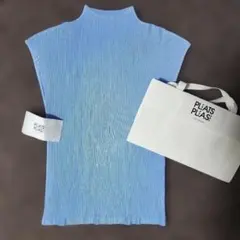 PLEATS PLEASE ISSEY MIYAKE トップスのサムネイル