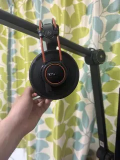 AKG K712 PRO ヘッドホンのサムネイル