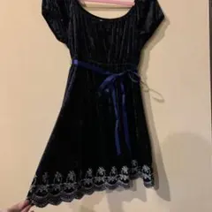 【LEST ROSE】薄手ベロア　刺繍ワンピース