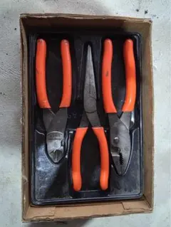 Item thumbnail for item 8d3279e9-c625-45c6-8cf1-a53baee25ab1