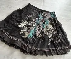 花柄 ミニフレアスカート ブラックのサムネイル