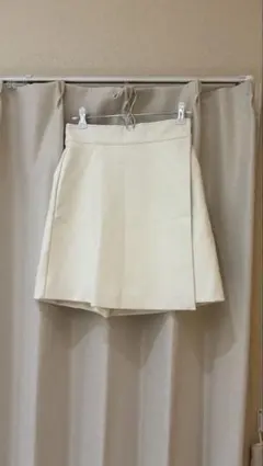 PAGEBOY キルティング ショートパンツ ホワイト Fのサムネイル