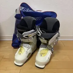 スキーブーツ ブーツ