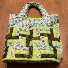 ハンドメイド パッチワーク トートバッグ(ミニポーチ付き)のサムネイル