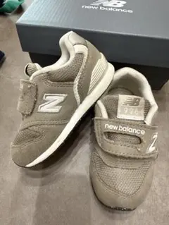 new balance 996 ベビーシューズ ベージュ12センチ