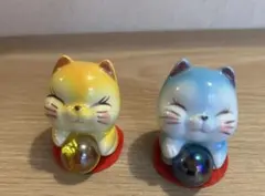 猫の陶器置物 イエローとブルー　2個セット