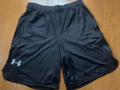 Under Armour ISO-CHILL 黒ショートパンツ LG
