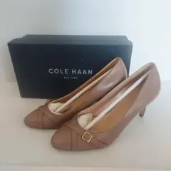 ☆極美品☆COLE HAAN ベージュ レザー パンプス 中ヒール　箱付