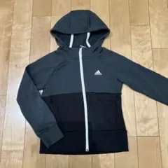 アディダス　adidas パーカー　キッズ　男の子用　140㎝