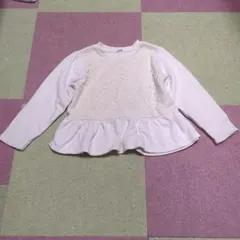 GU フリル付きホワイト長袖カットソー