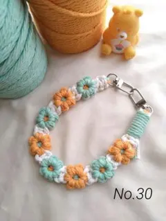 マクラメ編みストラップ スマホハンドストラップ　キーホルダー