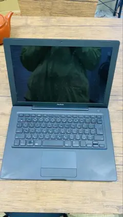 MacBook本体 ブラック