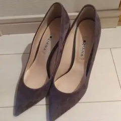 DIANA スエードパンプス