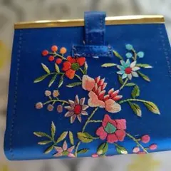 青 花柄刺繍 コインケース