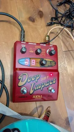 AKAI Deep Impact SB1 ベースエフェクター used】AKAI / Deep Deep Impact SB1【横浜店】 - Geek IN Box