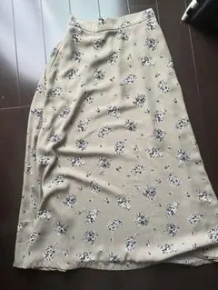 AZULBymoussy 花柄ロングスカート Mサイズ 100%ポリエステル