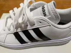 アディダス グランドコート