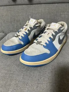 エア ジョーダン1ローシーズナルエディショ28cmのサムネイル