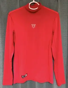 赤　アンダーアーマー　アンダーシャツ　長袖