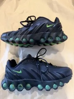 prema様NIKE AIR MAX Scorpion 23.5のサムネイル