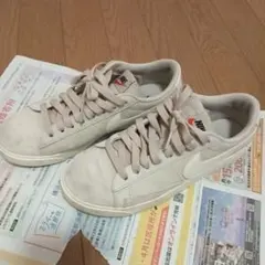 NIKE スニーカー BLAZER LOW ベージュ スエード レディース