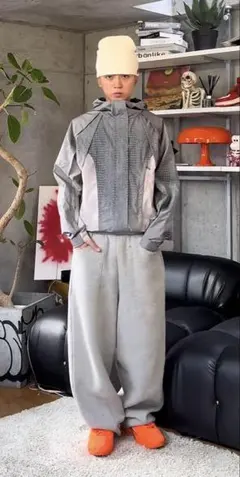 キ*芯様 ERL SWIRL FLEECE HOODIE イーアールエル パーカ - メルカリ