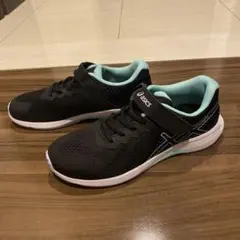 めぐ様専用　asics キッズ スニーカー 黒/水色23cm