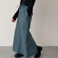 CANAL JEAN El mar　ナイロンカーゴロングスカートのサムネイル