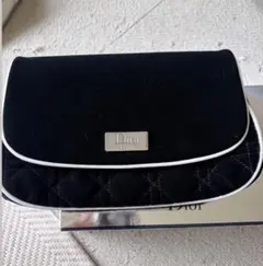 Dior Beauty ポーチ ブラック キルティングのサムネイル