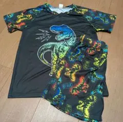恐竜柄 セットアップ 120 半袖Tシャツ ハーフパンツ