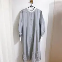 【美品】ノーカラーストライプワンピース　ブラック　長袖　S 春ワンピ　体型カバー