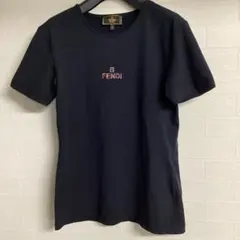 FENDI フェンディ　Tシャツ　ブラック　イタリア製のサムネイル