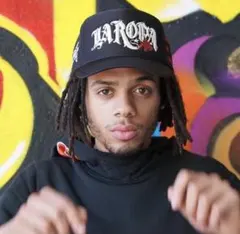 ⭐️値下げしました⭐️ラロパWin Trucker Hat メッシュキャップ 正規品