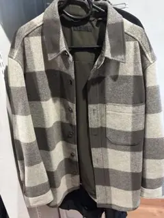 UNIQLO チェック柄 シャツジャケット オリーブ XLのサムネイル