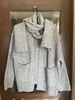 お値下げ！美品☆ ZARA グレーのざっくり ニットカーディガン SIZE: M